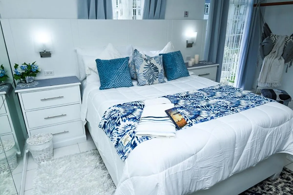 Your Montego Bay Escape - 1 Bedroom Pool Access 0*,  Jamaika